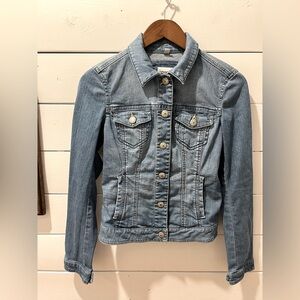 ESPRIT Jean Jacket, Size S, with stylish detailed buttons size 6